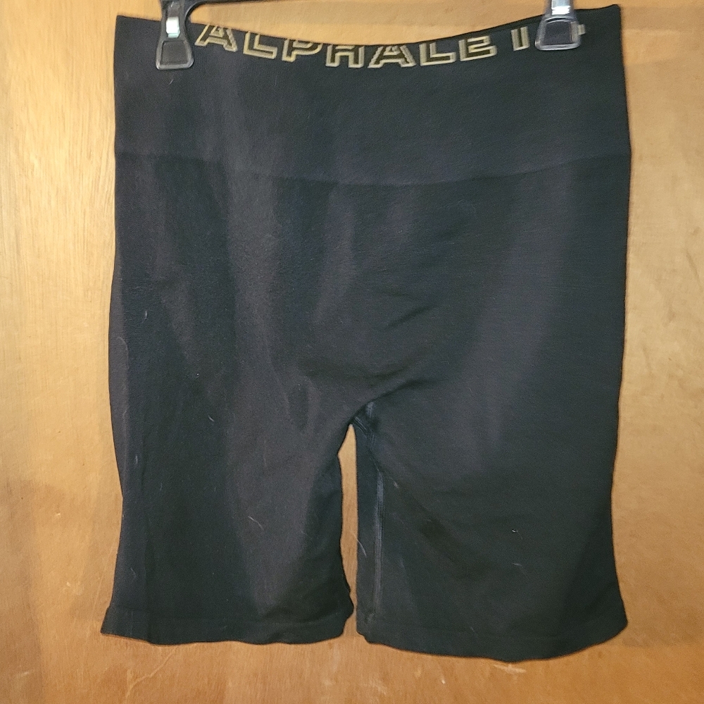 Women's Size 2XL Athletic Shorts